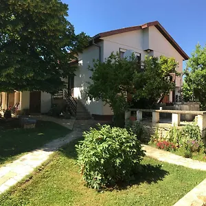 Two-bedroom Countryside Marčana