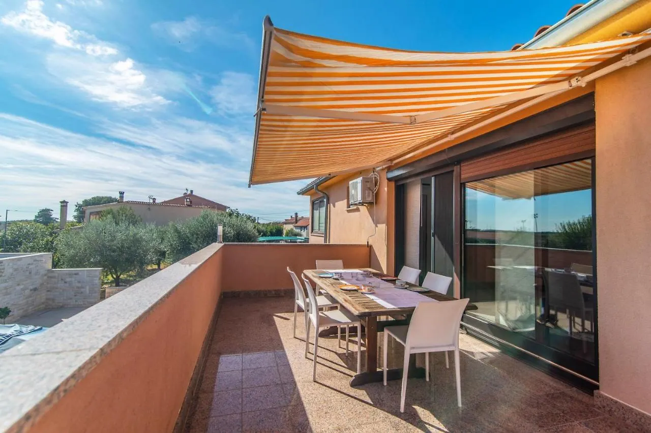 Villa Barbara By Villa Plus Marcana 0*,